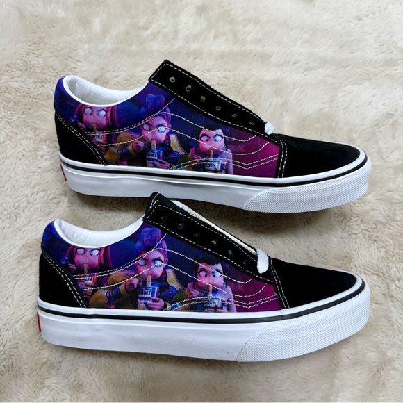 Vans Big Kids Old Skool K-pop Demon Hunters Black and Purple U.S. size 4 NWT - Picture 5 of 12